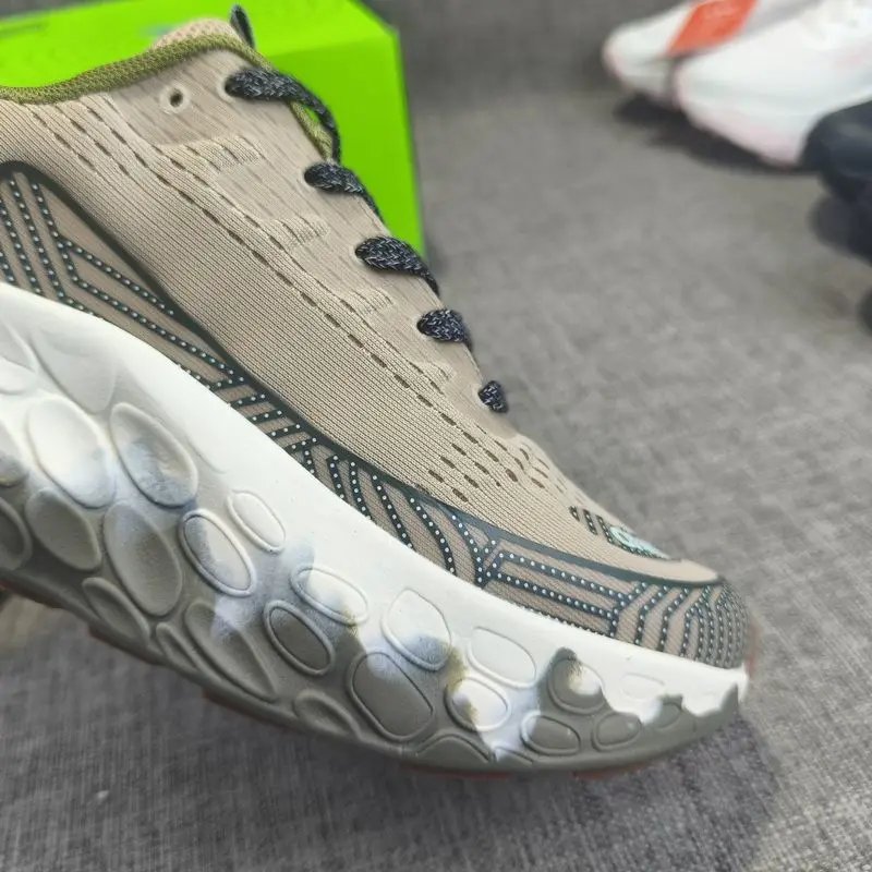 Professional Tennis Shoes Mens Sneakers Mens Luxury Brand Badminton Shoes Mens Blue and White Table Tennis Shoes