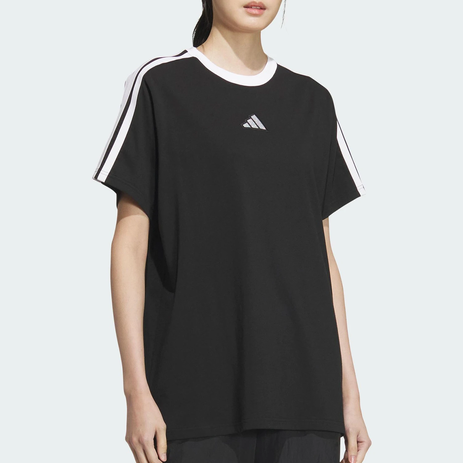 

Adidas genuine T-SHIRT Womens Casual Loose Round Neck Short Sleeve KC5439