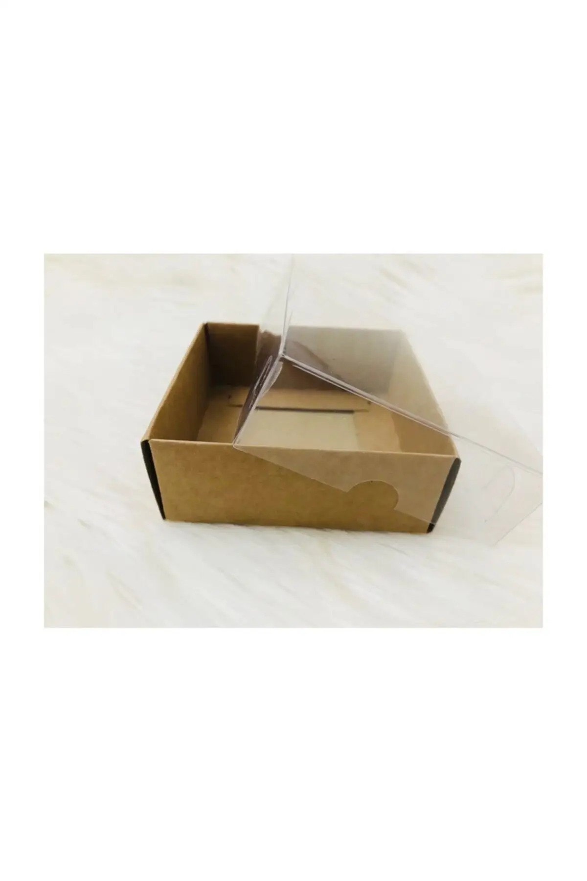 50pcs natural kraft gift packing paper box blank brown sundries/necklace/petal storage carton Kraft Acetate Cover box 8x8x3 cm