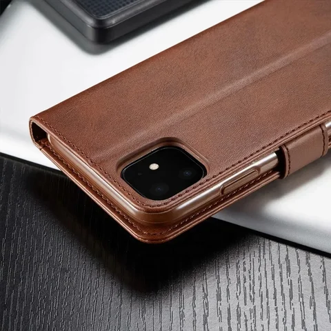 Кожаный чехол-кошелек для iPhone с карманом для карт — изображение продукта
