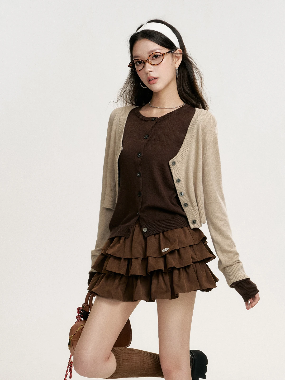 

Комплект из двух предметов: вязаный кардиган и топ с длинным рукавом в американском ретро-стиле для женщин, осенняя коллекция 6DEWS