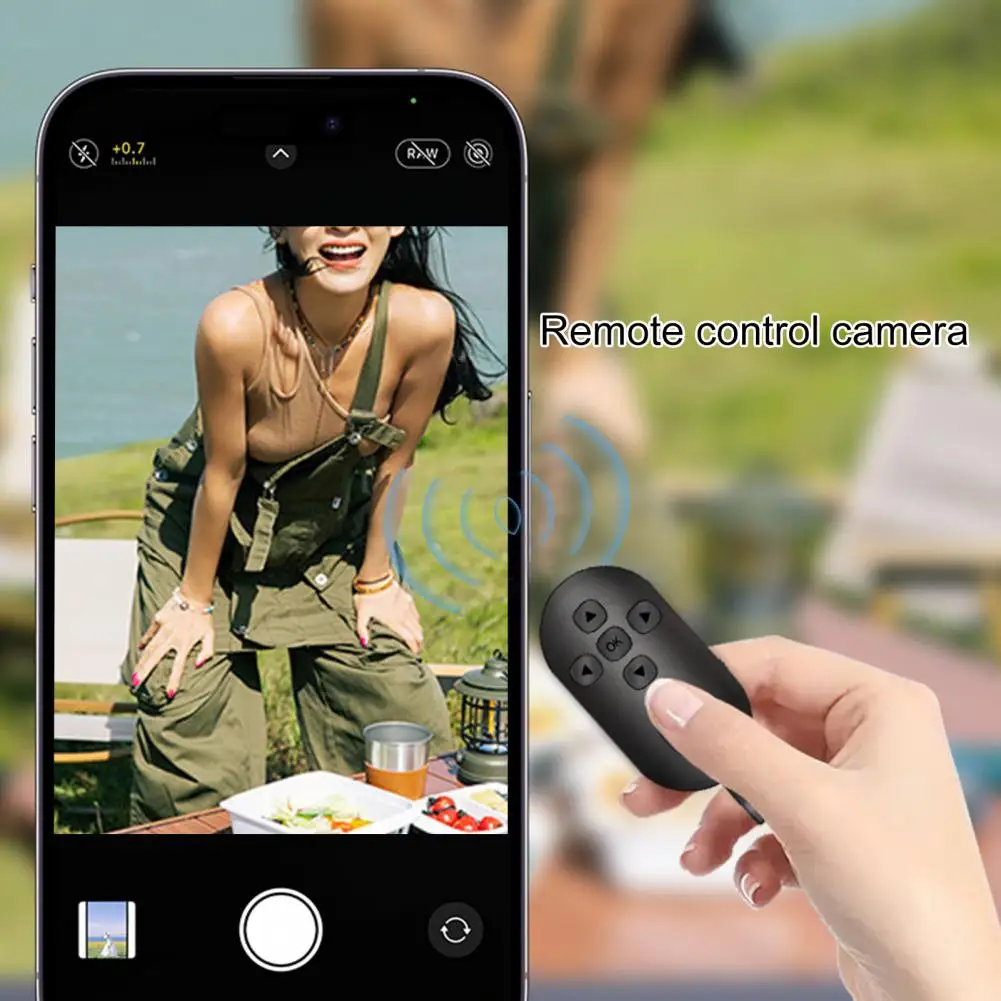 E-books Phone Remote Control Hands-free Reading Remote Control Bluetooth-compatible Remote Control for Photos Video for Iphone