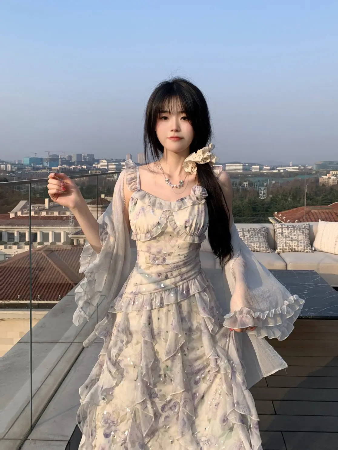 Nuevo vestido de estilo francés con dobladillo con volantes florales para mujer, vestido camisola fruncido ajustado de cintura alta, aspecto de Fairycore estético suave y elegante