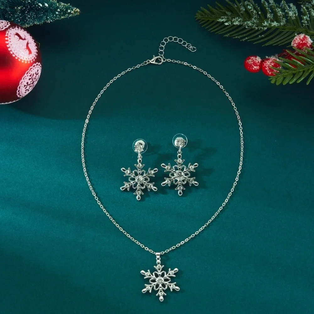Persönlichkeit Zink-legierung Weihnachten Schmuck Set Strass Bunte Weihnachten Baumeln Ohrringe Anhänger Schneeflocke Halskette Geschenk