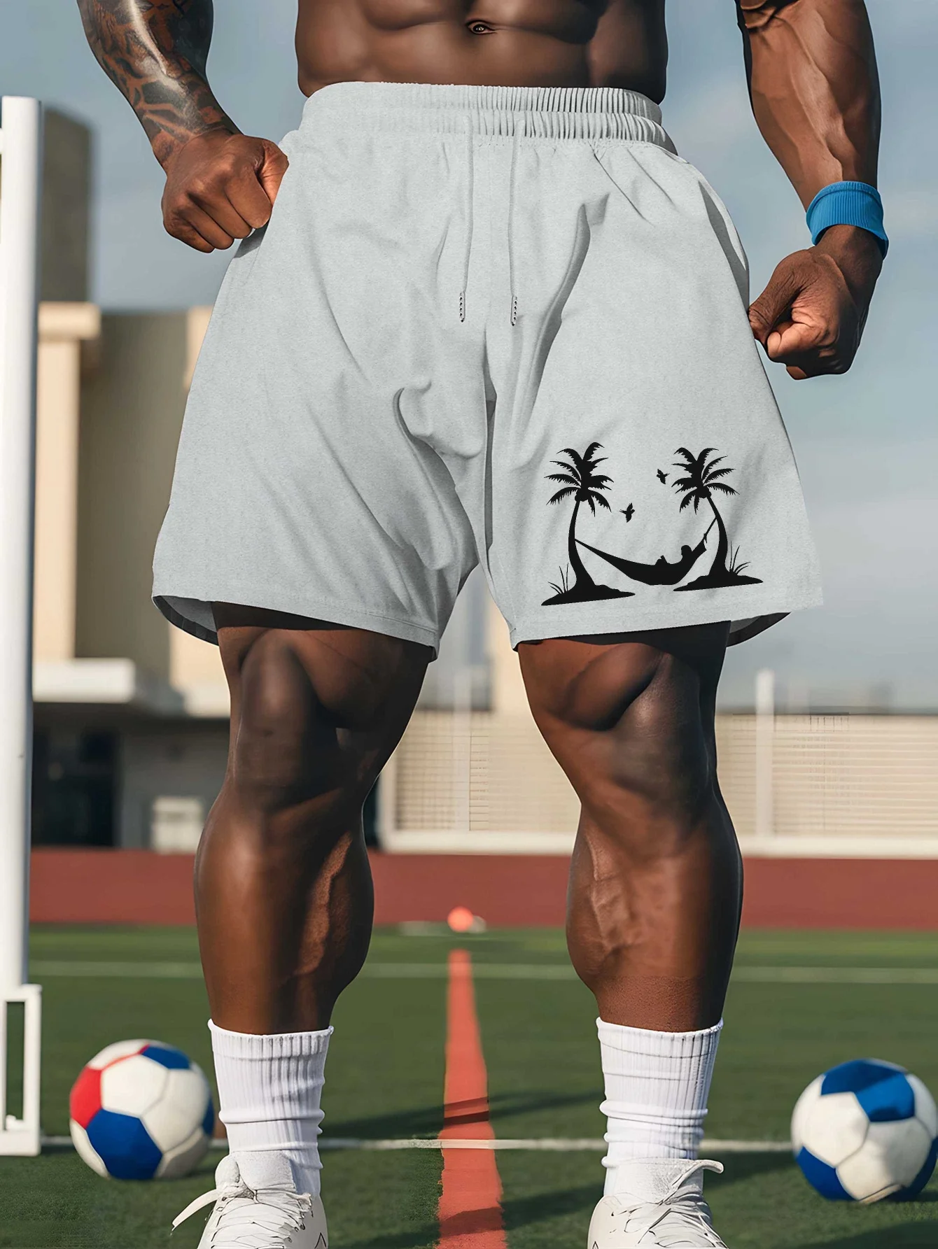 شورت شاطئ كاجوال للرجال لعام 2025 بلون سادة وشجرة النخيل الاستوائية قماش صيفي قابل للتنفس مناسب للأنشطة الخارجية