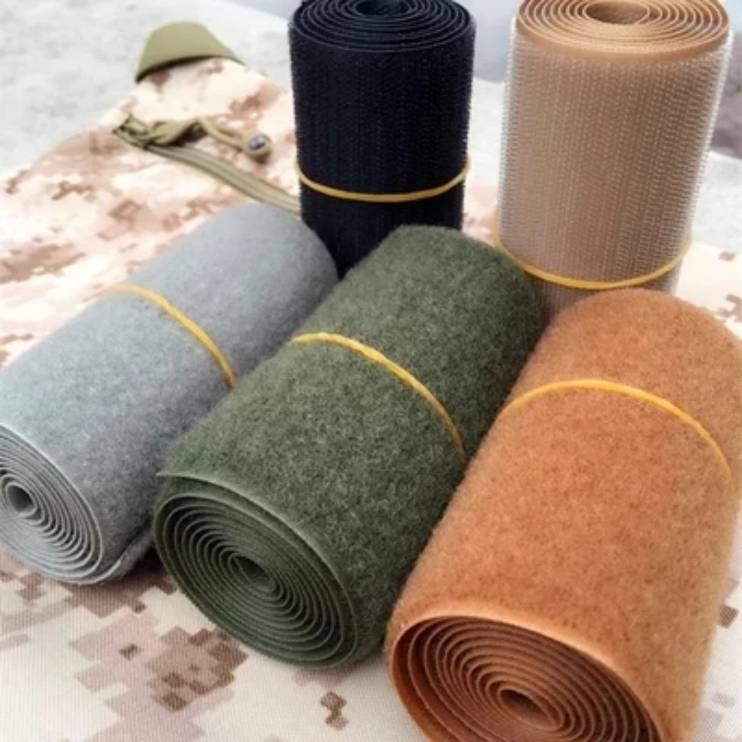 

Нейлоновая щетина, цветная пряжка с щетиной, ширина 11 см, наклейка на руку