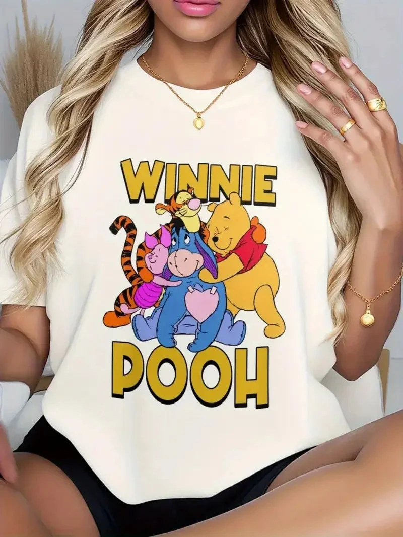 

2025 Женская повседневная удобная уникальная черная футболка с круглым вырезом и короткими рукавами с принтом Disney с уникальным улыбающимся лицом