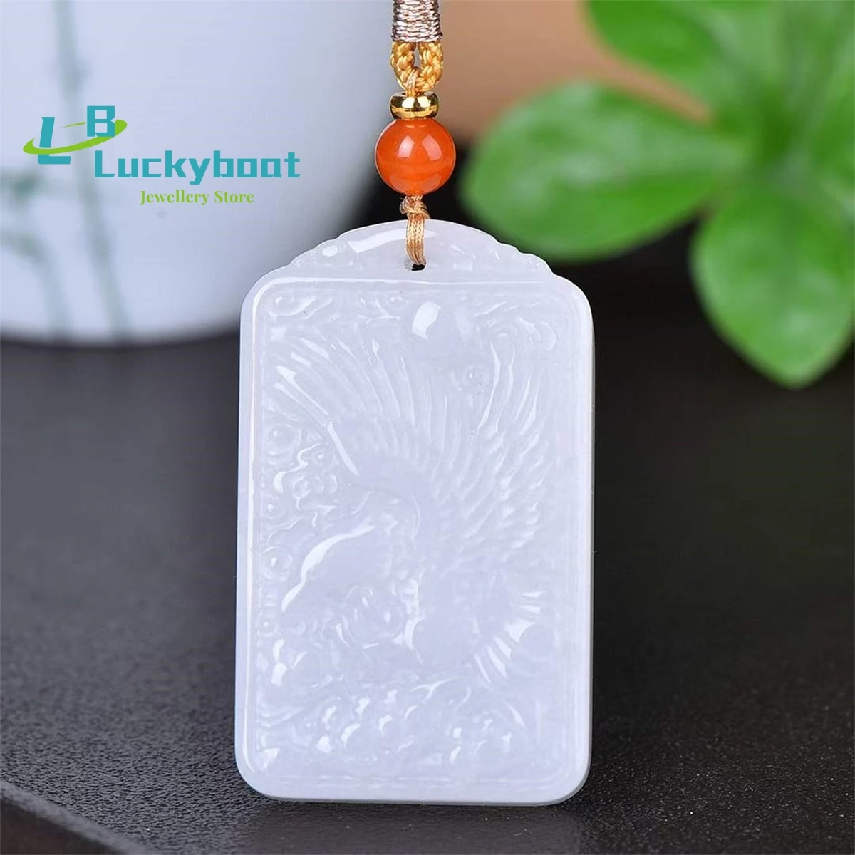 Natural Gold Silk and White Jade Grand Exhibition Eagle Pendant Simple and Personalized Exquisite Versatile for Men and Women