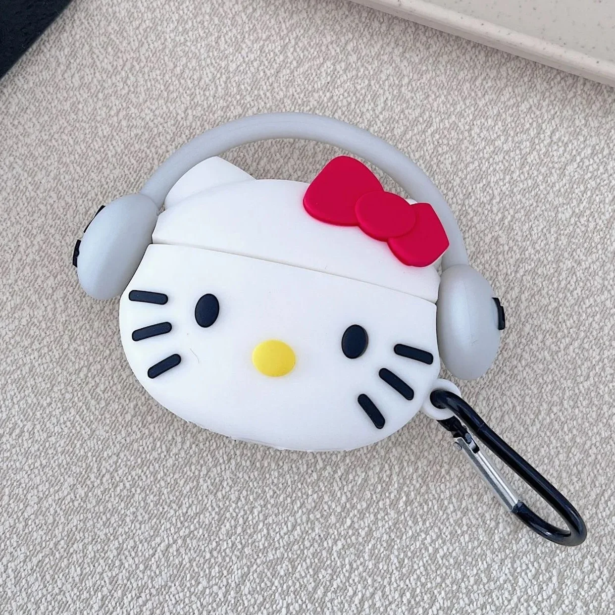 

Sanrio Hello Kitty Apple Headphone Charger Case Suitable for Airpods1/2nd Generation Airpod3 AirpodsPro Silicone Case