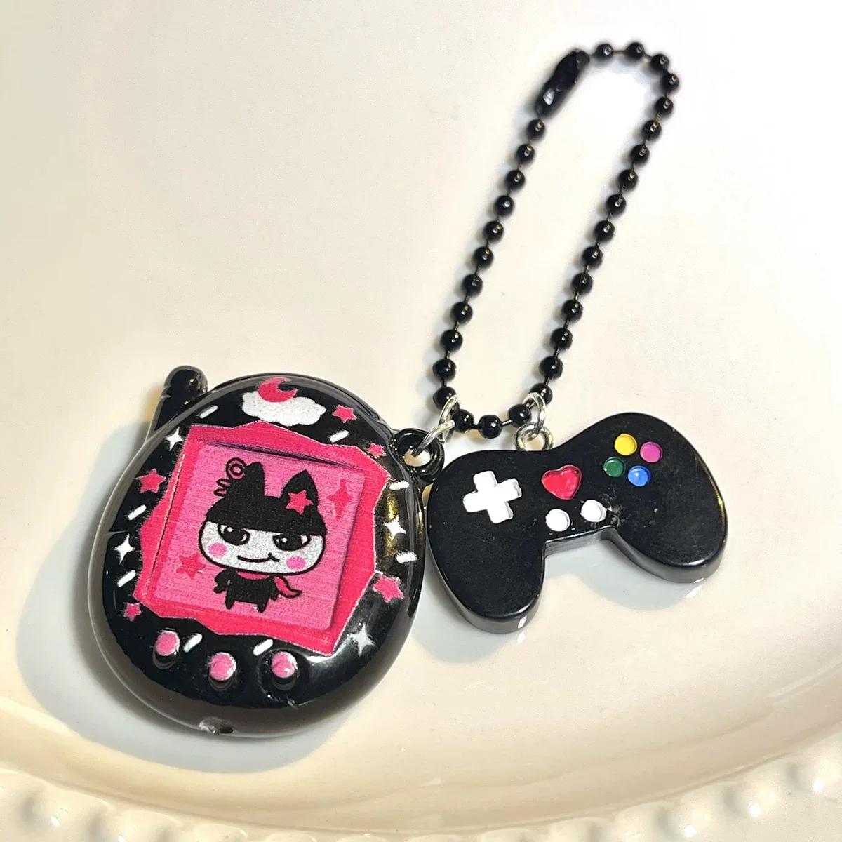Tamagotchi anime simulado eletrônico pet máquina modelo kawaii mimitchi mochila chaveiro pingente mismotchi modelo presente de aniversário