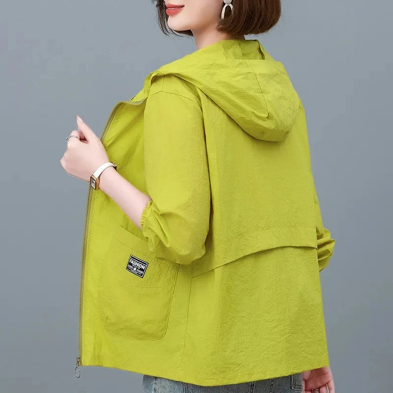 

Green Sun protection Clothing Women's Summer 2025 New UV resistant Thin Breathable Jacket Female Loose Hooded Casual Short Coat