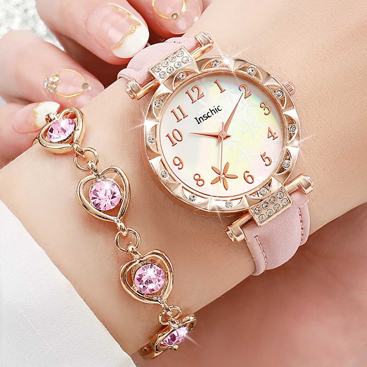 6PCS/Set Fashion Flowers Dial Women\'s Quartz Watch Leather Band Watches Rhinestone Jewelry Set（Without Box）