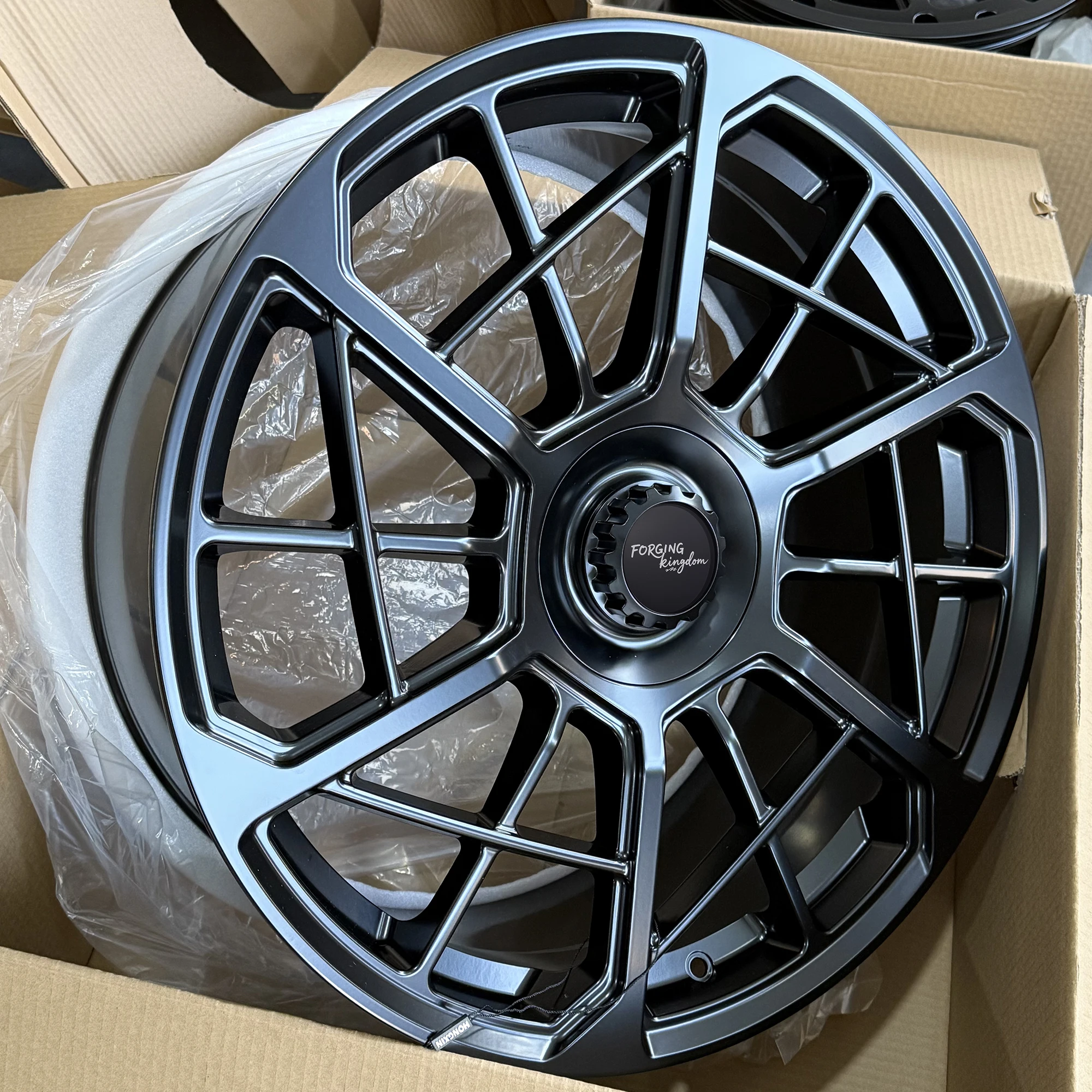 Xianglun High Quality Forged Aluminum Alloy Wheel Hub 20-26 Inch 5*130/120/112/114.3 PCD Bright Black Coating 20mm Multi Spoke F