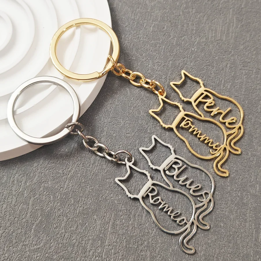 

Personalized Custom 2 Name Keychain Pendant Couple Name Cat Keychain Luxury Stainless Steel Jewelry Birthday Gift Pendant