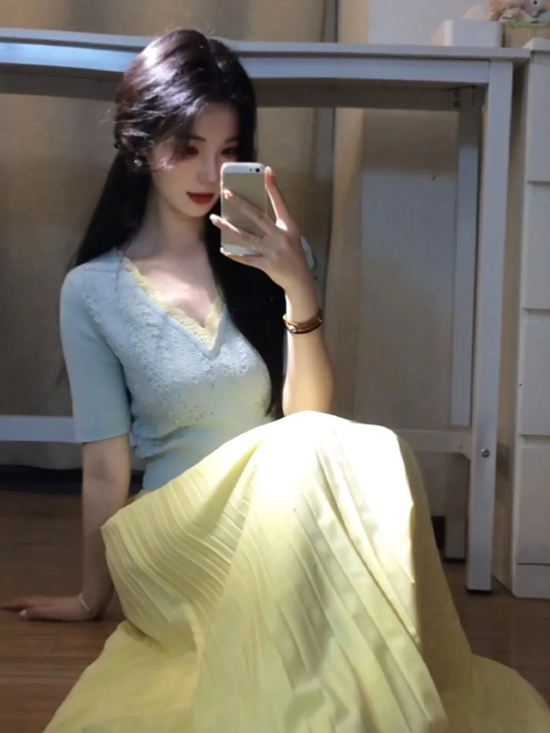 

Unique V-neck Top And Skirt Set Anti-aging Beautiful Summer 2026 Fashionable Two-piece Set Short Sleeve Regular Fit Cotton Blend