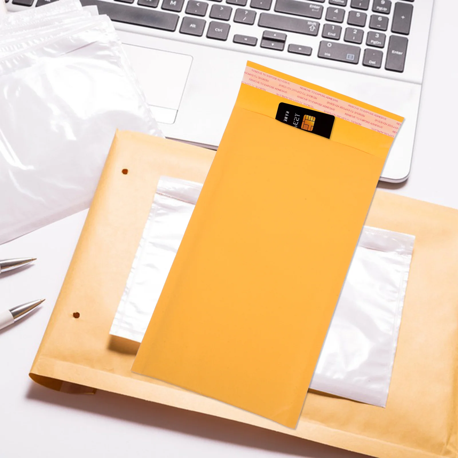 25 個黄色クラフトバブルメーラーセルフシールパッド入り封筒保護配送郵送封筒クラフト紙エクスプレスバッグ