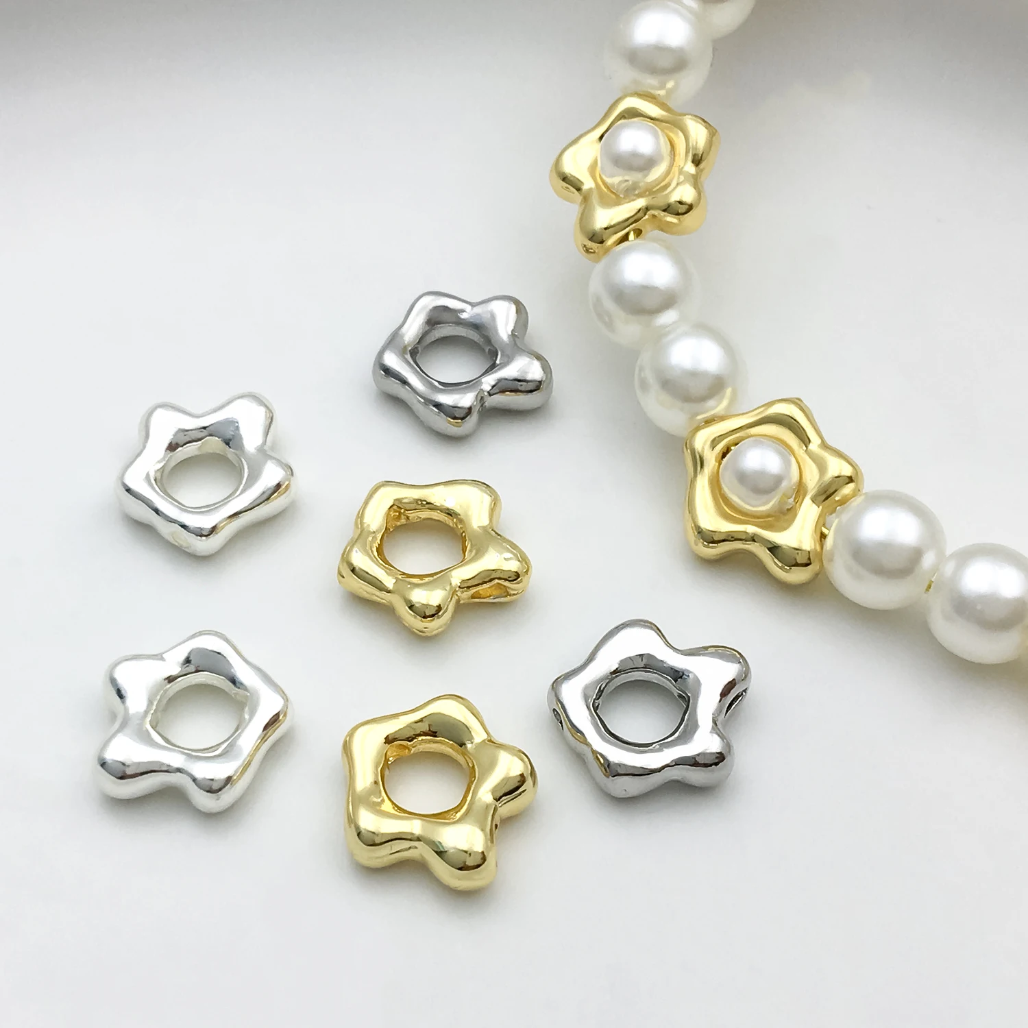 10pcs 9×10mm Copper-Plated Alien Small Flower Charms Hollow Ring Of Bead Spacer,Suitable For DIY Bracelets Jewelry Accessories