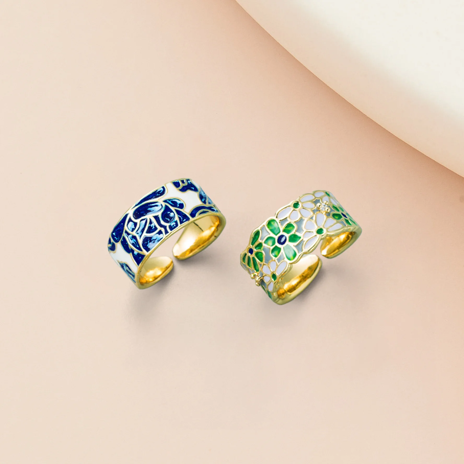 Brass and 18ct Gold Plated Oil Dripping Celadon Flower Pattern Hip Hop Open Ring Jewelry Golden Rings for Women Ethnic