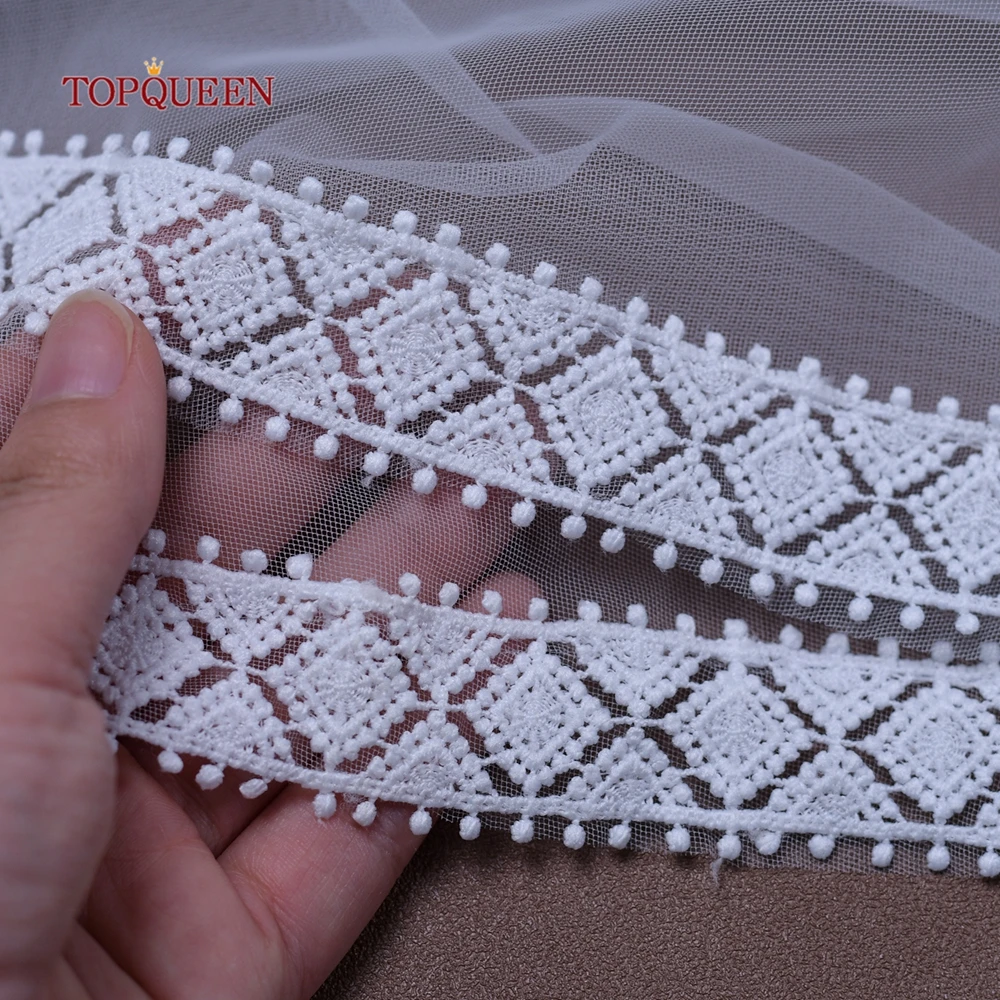 TOPQUEEN V165 kerudung pernikahan 2 tingkat, dengan perona pipi panjang ujung jari kerudung minimalis pengantin perempuan Swiss Voile renda perbatasan pendek Veu