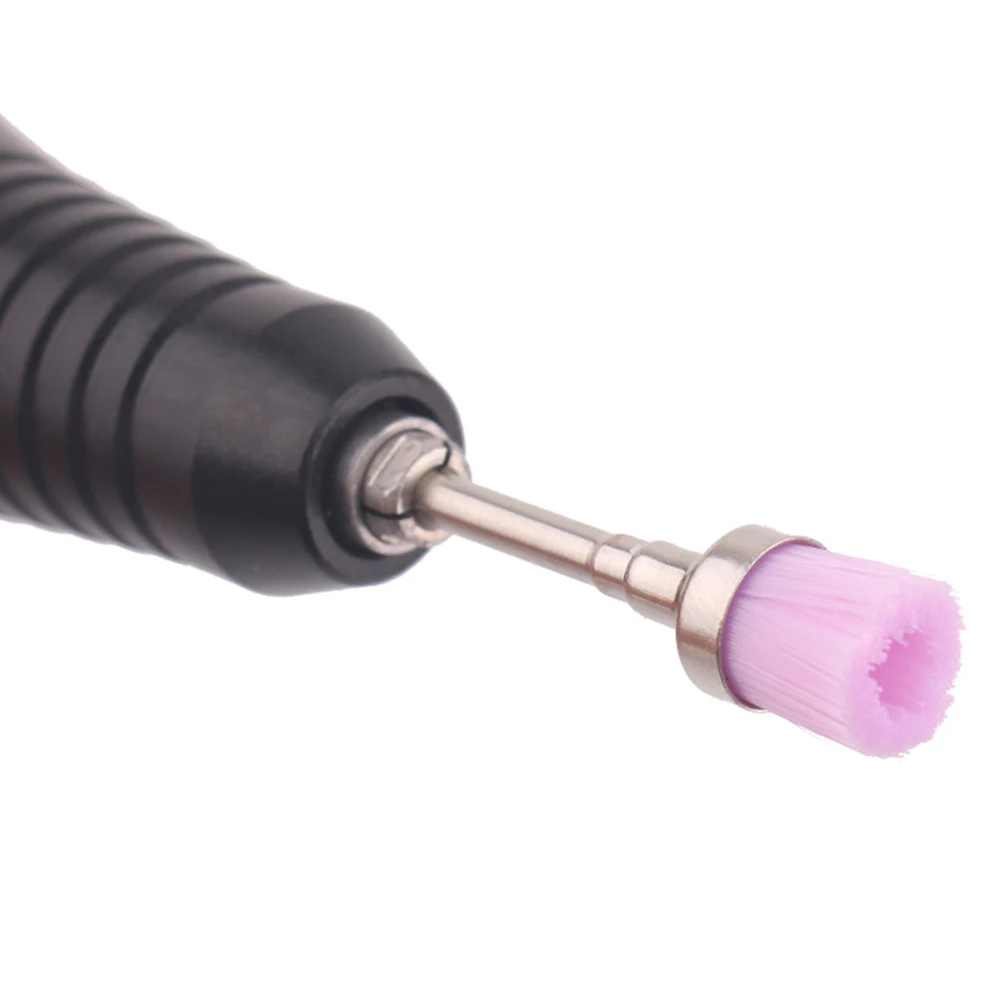 4 個のネイル研磨ブラシプロフェッショナルマニキュアクリーニングツールほこりや汚れの除去用ポータブルネイルアートアクセサリーセット