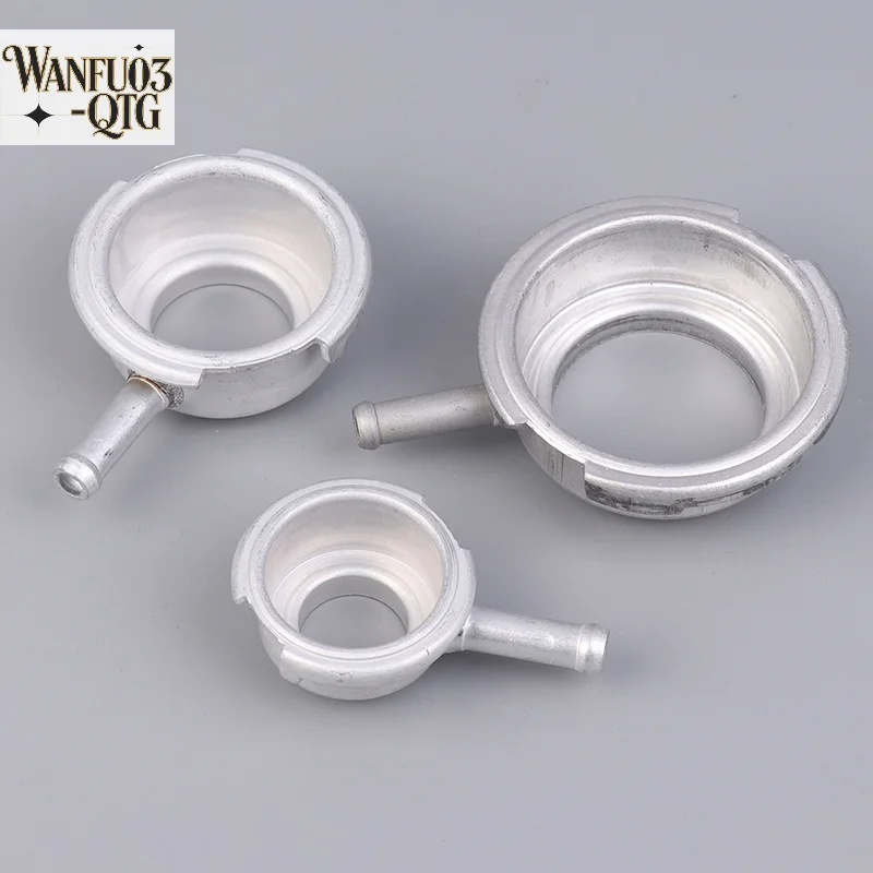 

1 шт. автомобильный радиатор, наполнитель бака для воды, сварная шея на алюминиевом впускном сиденье для воды