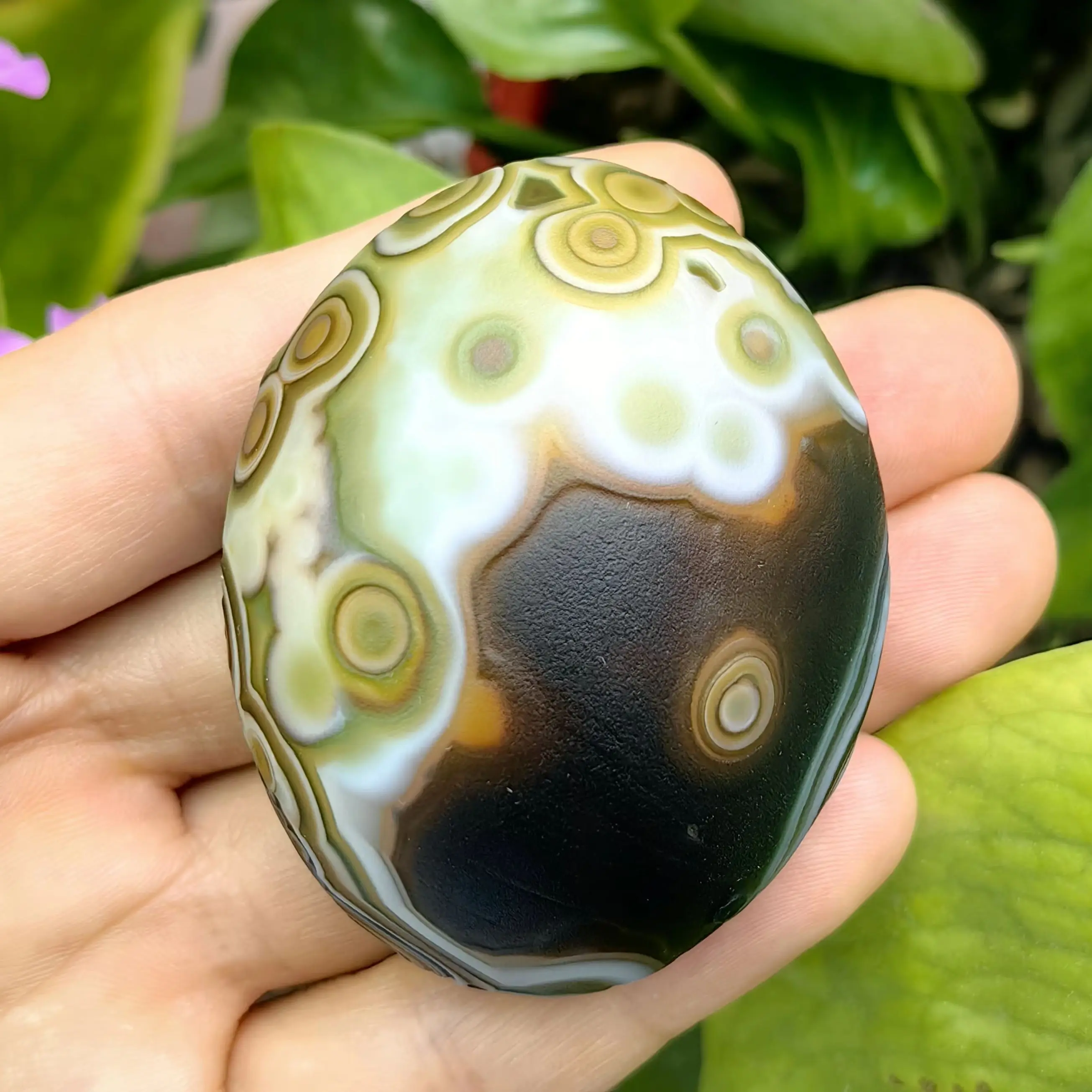 Rare Cartoon Image Agate Talisman, Natural Sardonyx Texture for Ward Off Evil & Anti Evil. Spiritual Meditation Aid & Desktop Sc