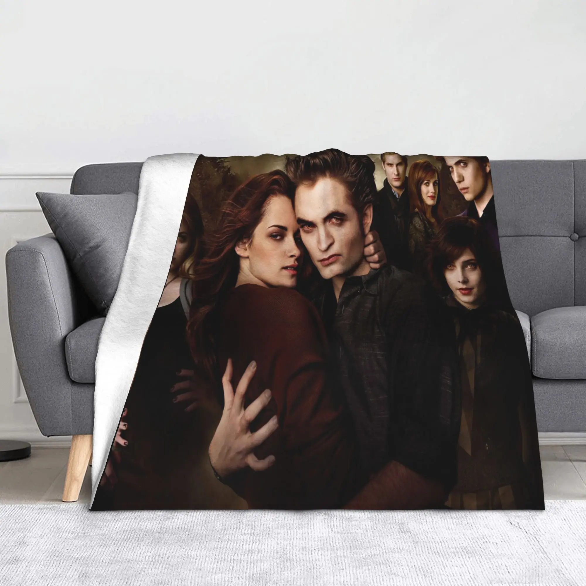 Edward Bella The Twilight Saga Movie Blanket Velvet  Super Soft Throw Blanket for Bedding Couch Bedroom Quilt