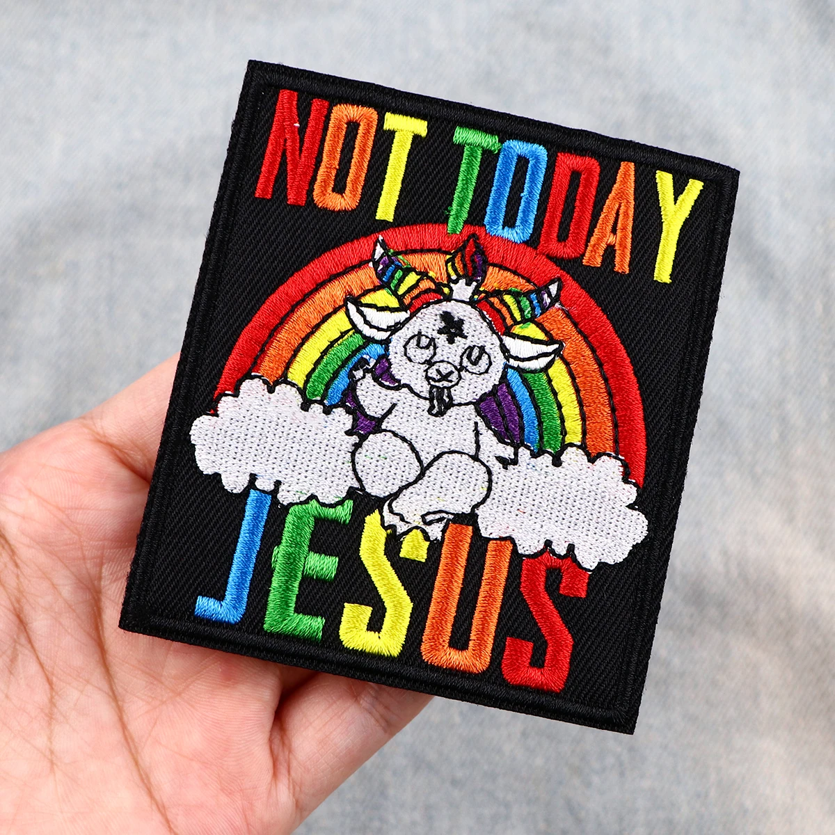

Rainbow Patch Iron-On Patches For Clothing Stickers Jesus Embroidered Patches On Clothes DIY Clothes Stripes