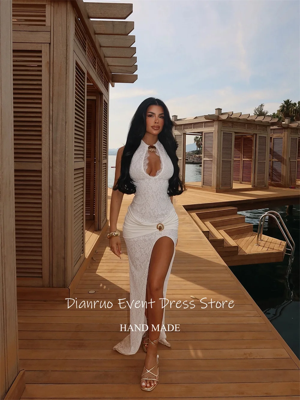 Dianruo Gaun Malam Putri Duyung Halter Putih Seksi Gaun Pesta Applique Renda Potong Jubah Chic Celah Tinggi De Soirée Disesuaikan
