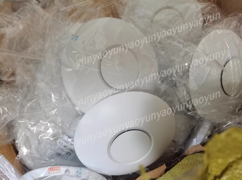 Enterprise Ceiling-Mounted WiFi Access Point | AC Series LITE Gigabit Wireless Used