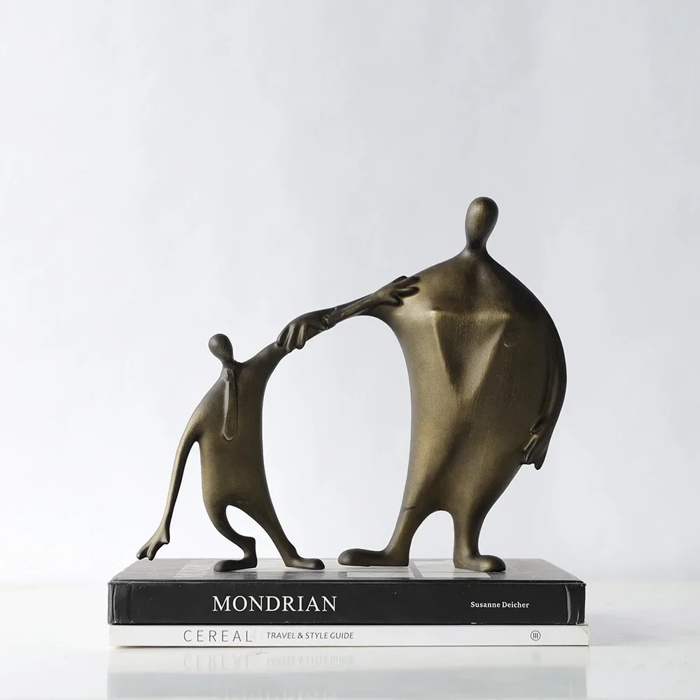 Modern Minimalist High-End Father And Son Metal Sculpture Open Shelf Luxury Art Engraving Casting Touch Love Irregular