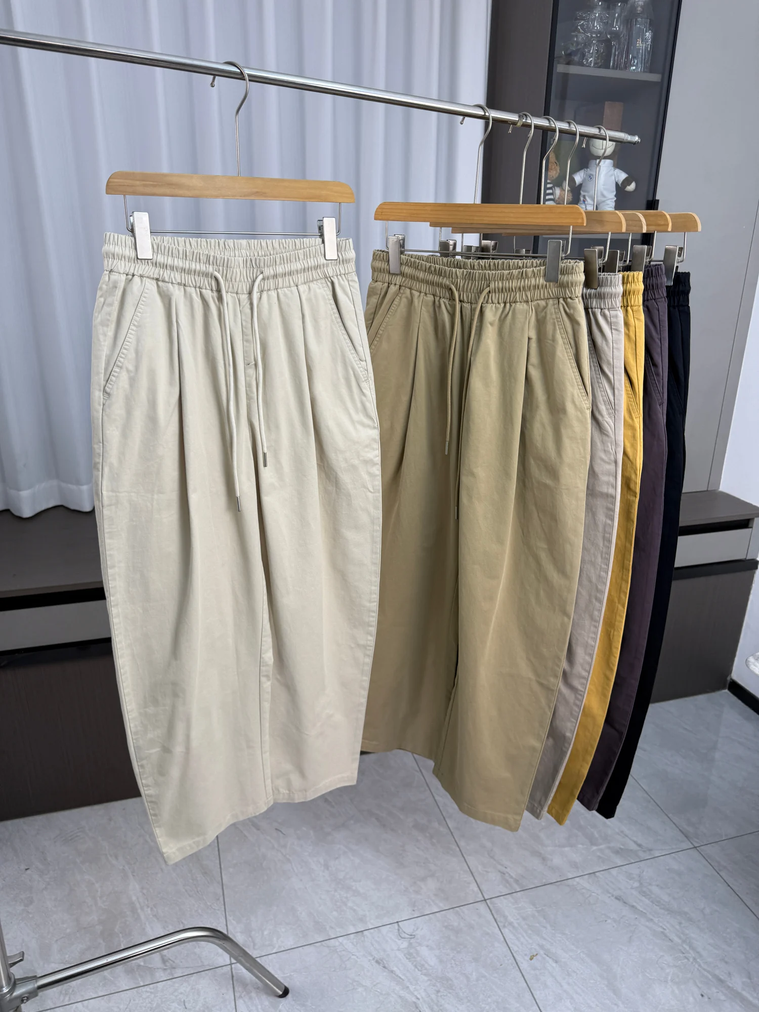 

Comfortable Breathable Men's Casual Pants Spring Summer Elastic Waist Loose Fit Versatile Casual Trousers for Daily Wear