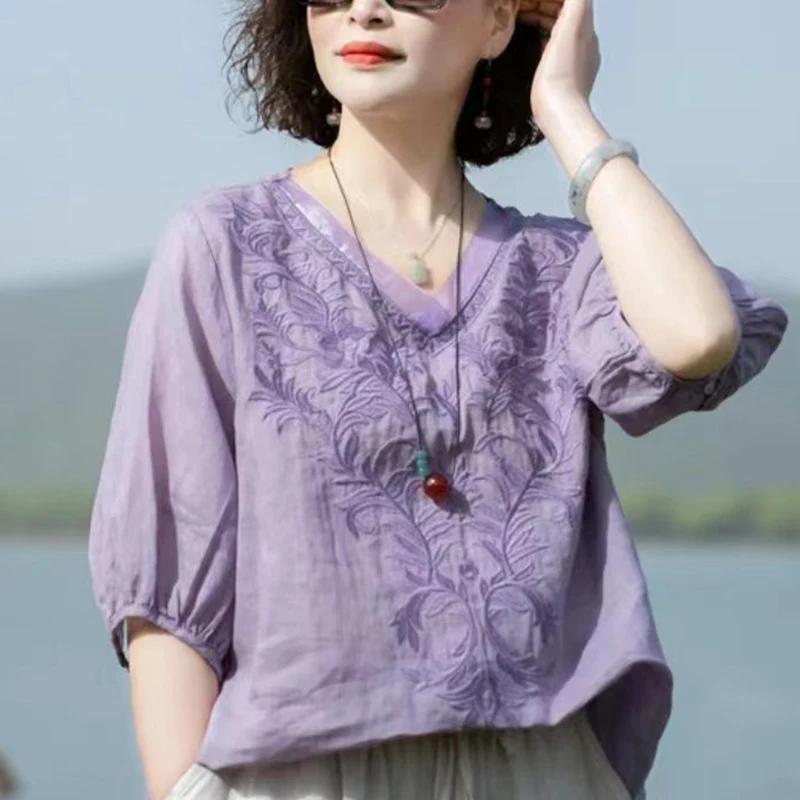 Summer New Literary Vintage Embroidery Cotton Linen Shirt Ladies Half Sleeve Loose Casual Fashion Blouse Women\'s Clothing Tops