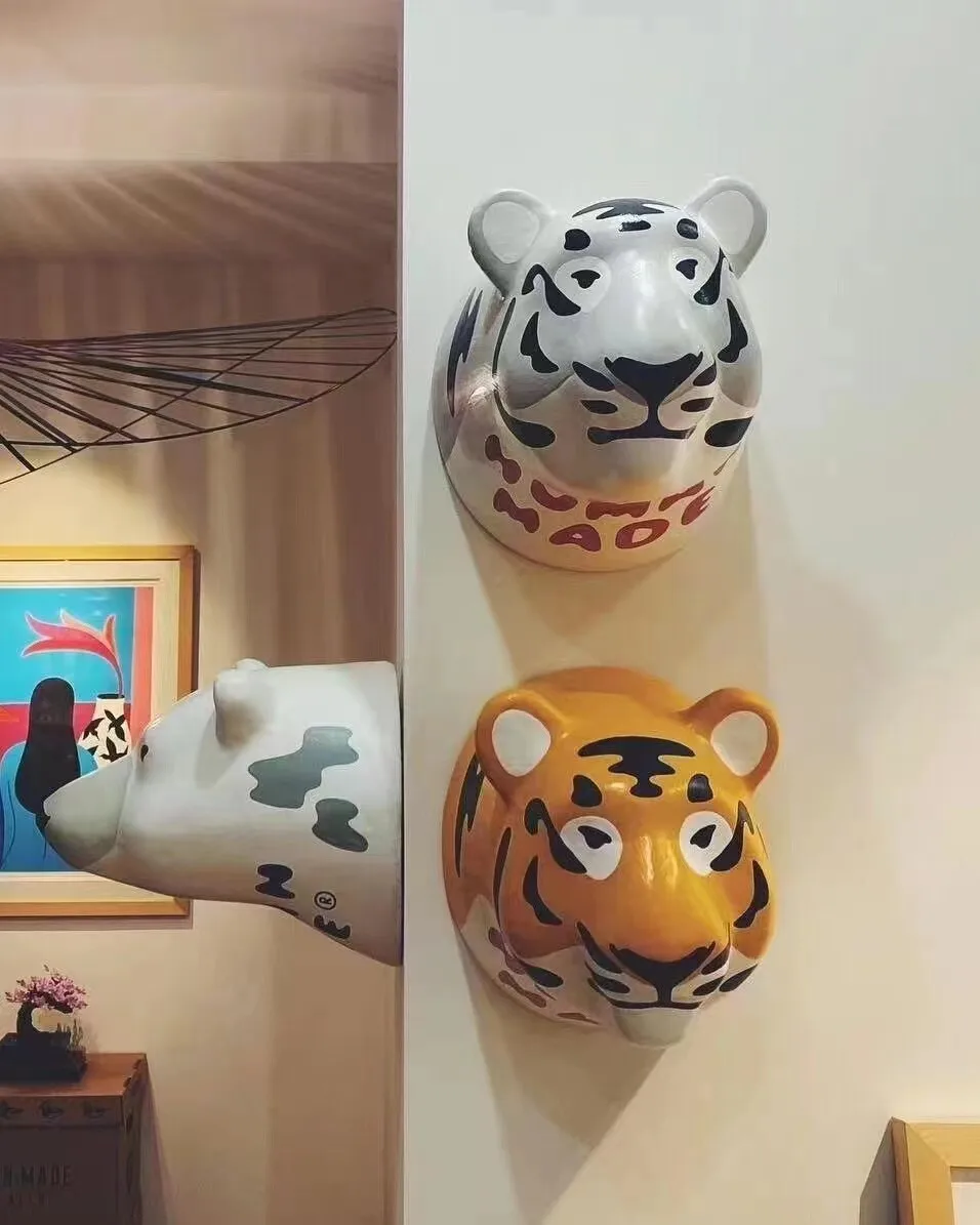 Decoración de pared Interior del hogar, accesorios navideños 2023, cabeza de tigre de dibujos animados hecha por humanos, acentos de pared, esculturas y figuritas