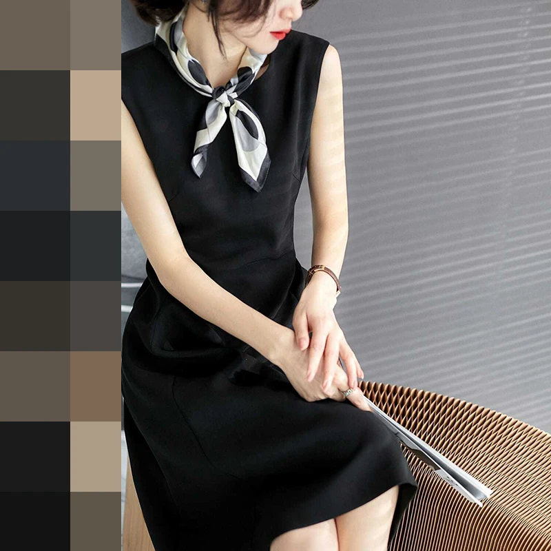 2024 Summer Classic Retro Standing Cut Slim Fit Small Black Skirt Small White Skirt Sleeveless Style Acetic Acid Dress