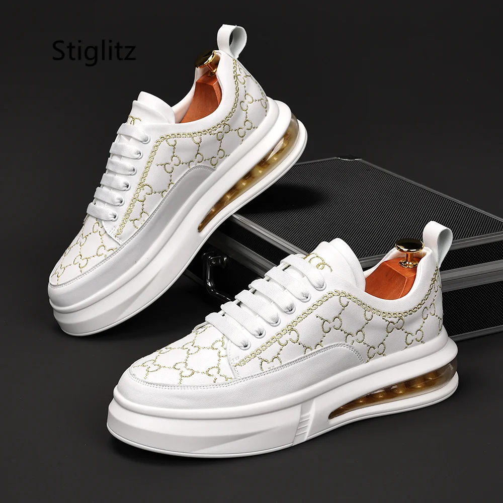 Embroidery White Sneakers Shoes for Men Lace Up Casual Sports Shoes Thick Sole Height Increasing Breathable Outdoor Hiking Shoe