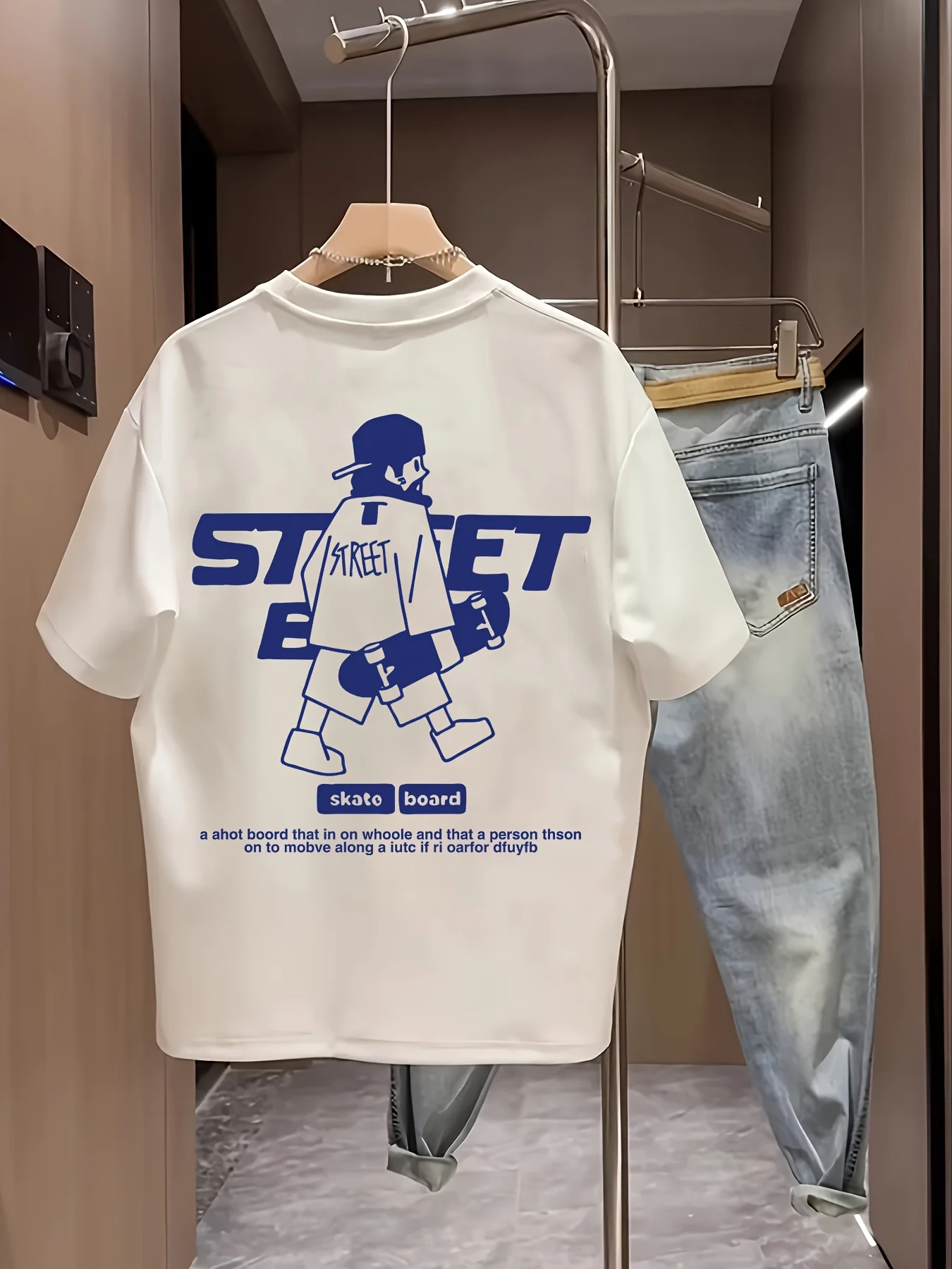 Sommer 100% Baumwolle Herren Weißes T-Shirt Trendiges Muster-Design Weicher Atmungsaktiver Stoff Geeignet für Tägliches Pendeln Modischer Artikel