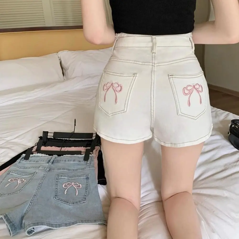 New All Match Summer Shorts High Waist Solid Color Denim Shorts Butterfly Embroidery Craft Sweet Style Hot Pants Women Girl