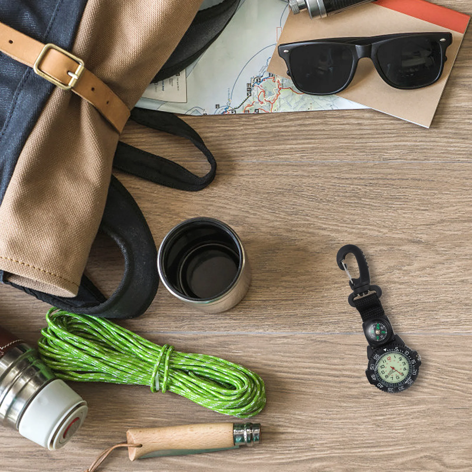 Pocket Watch Compass Nylon Strap Durable Zinc Alloy Glass Plastic Carabiner Hanging Mountaineering Watch Simple