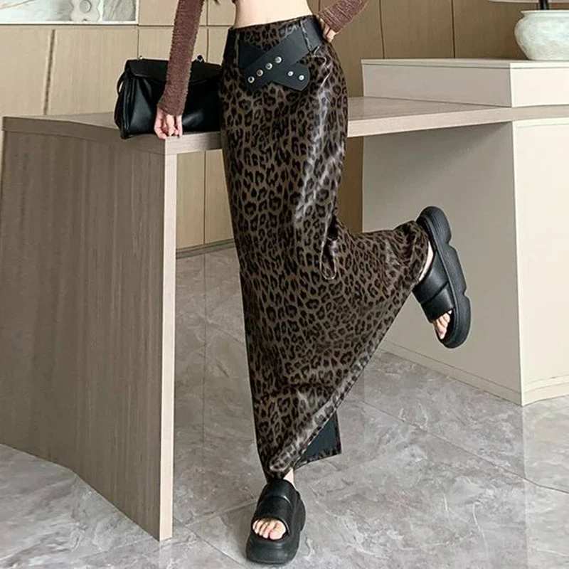 

Leopard print half body skirt, women's autumn long leatherhip hugging split, spicy girl fashion, long skirt, high waist