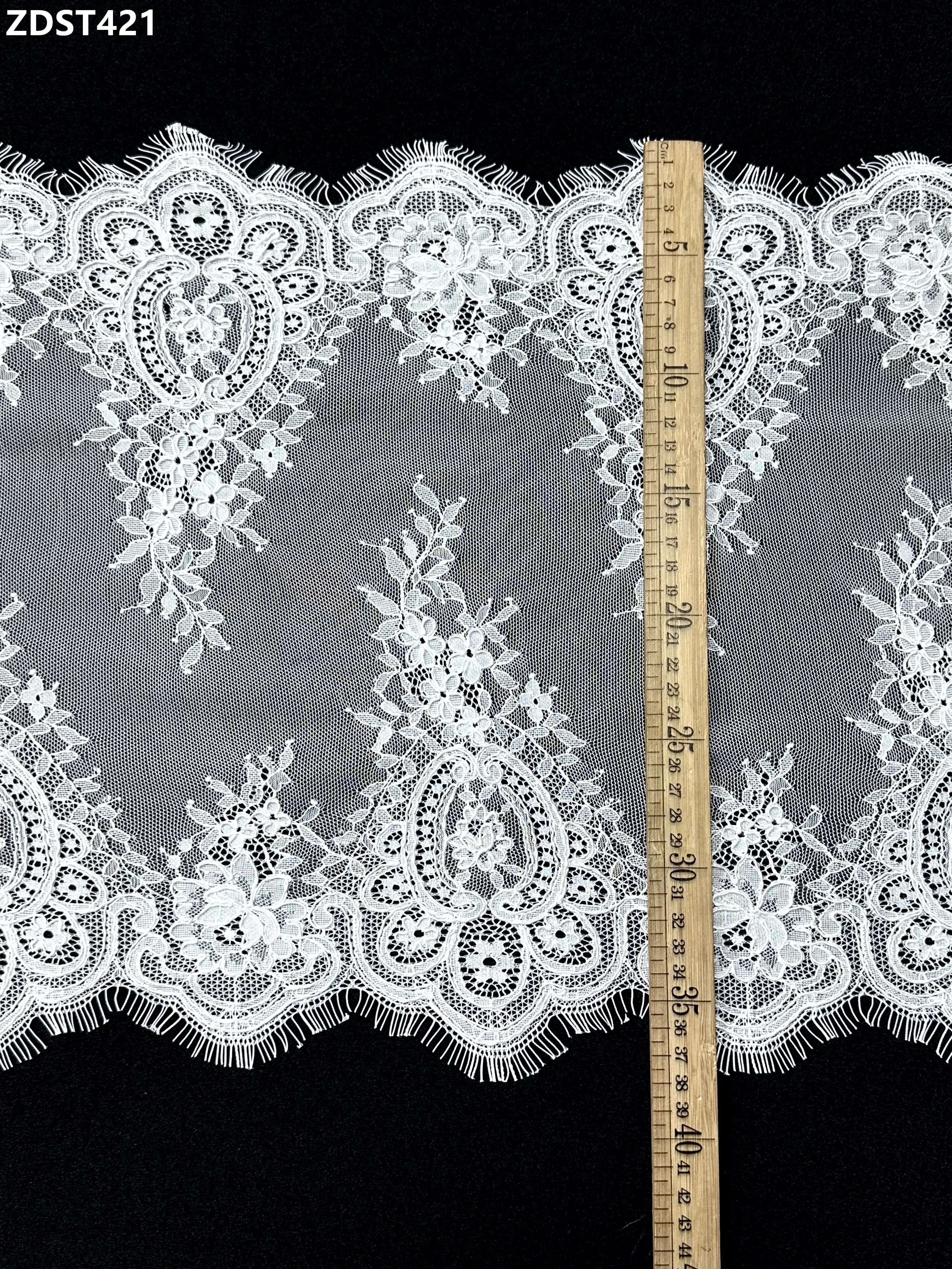 

2026 Opulent Lace Detailing DIY Craft Lace Trim Perfect for Wedding Dress Decor & Bridal Accessories