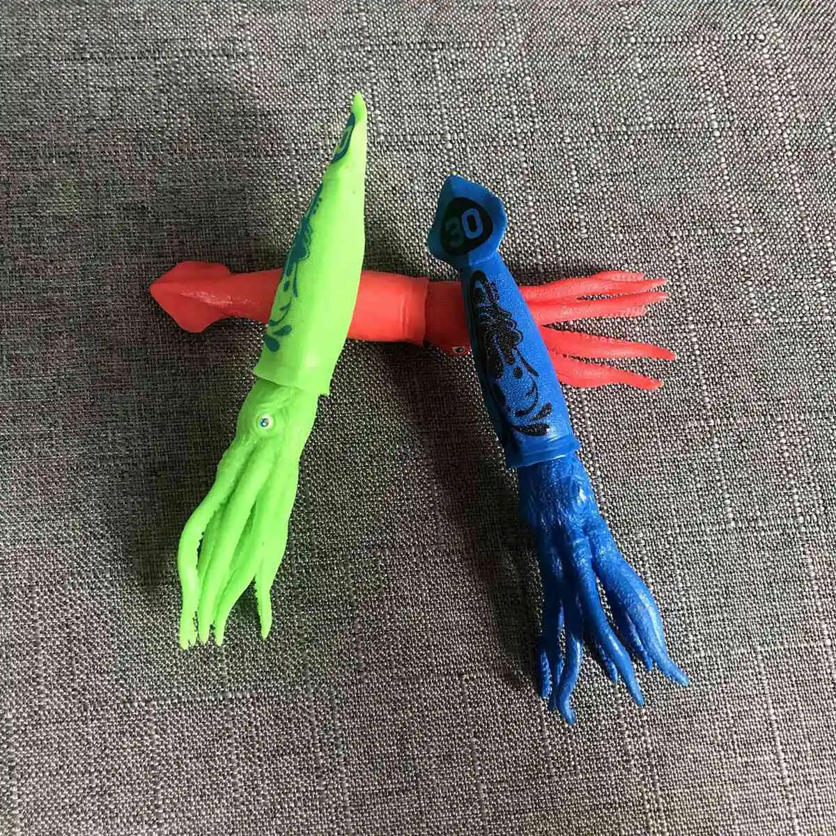 3 Stück Tintenfisch Tauch spielzeug Pool Spielzeug für Kinder werfen Unterwasser Oktopus Bades pielzeug mit lustigen Gesichtern Tintenfisch für Kinder