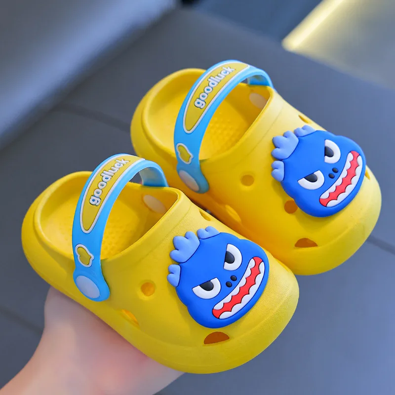 Summer Children Girls Boys Slippers Cartoon Indoor Heel Wrap Non-Slip Soft Bottom Comfort Cute Baby Hole Shoes Girls Home Slides