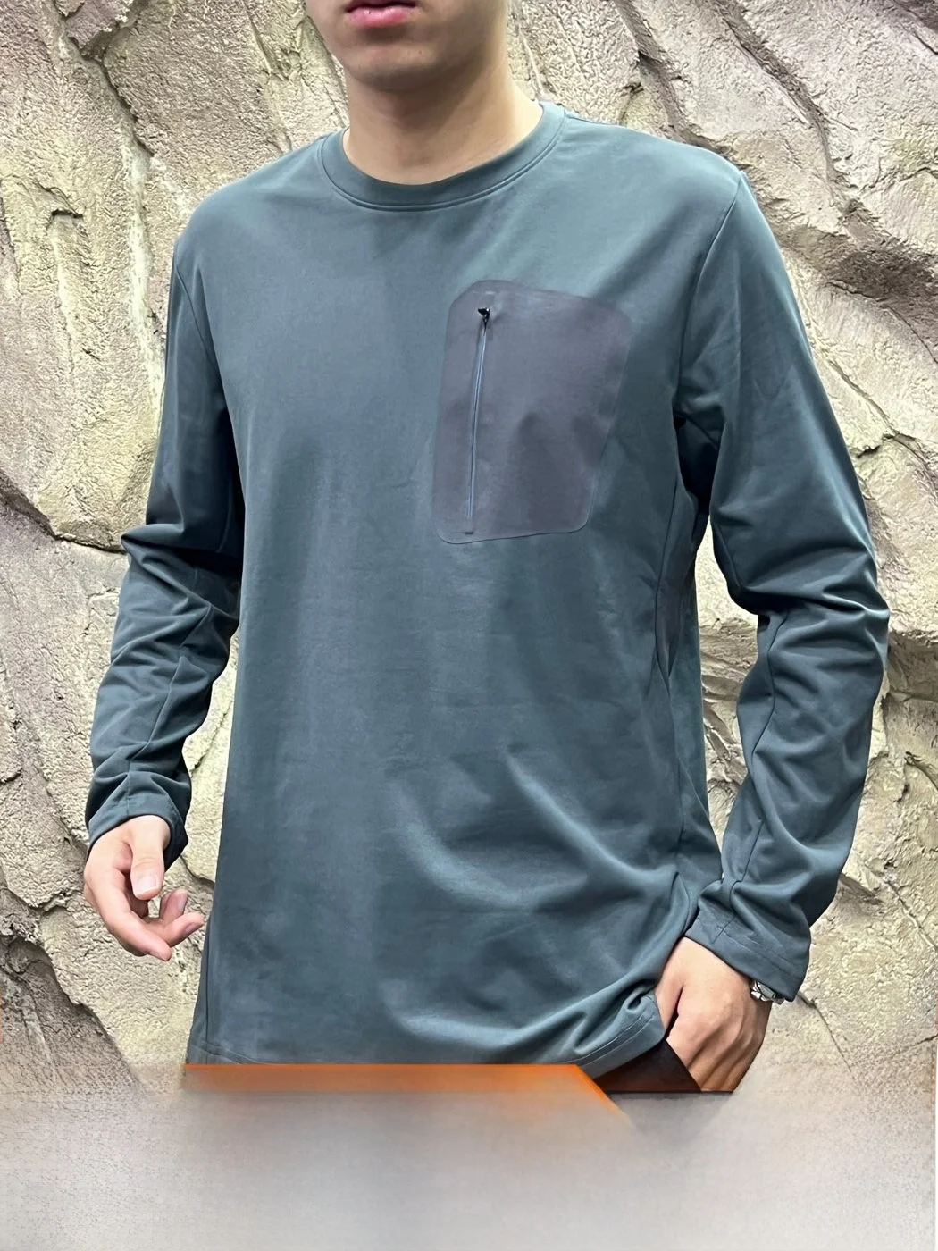 Men's Outdoor Quick Dry Sports T-shirt Breathable Moisture Wicking Standard Fit Long Sleeve Casual Style Polyester Fiber