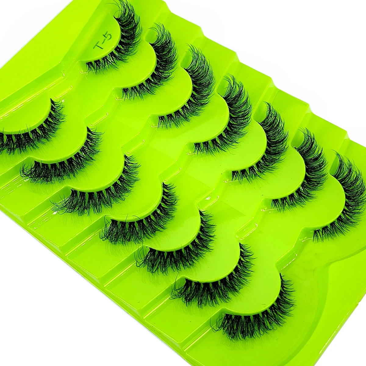 7 pairs Cat Eye Lashes 3D Faux Mink Eyelashes Clear Band False Lashes Natural Look Wispy Mink Eyelashes Full Strip Fluffy Lashes