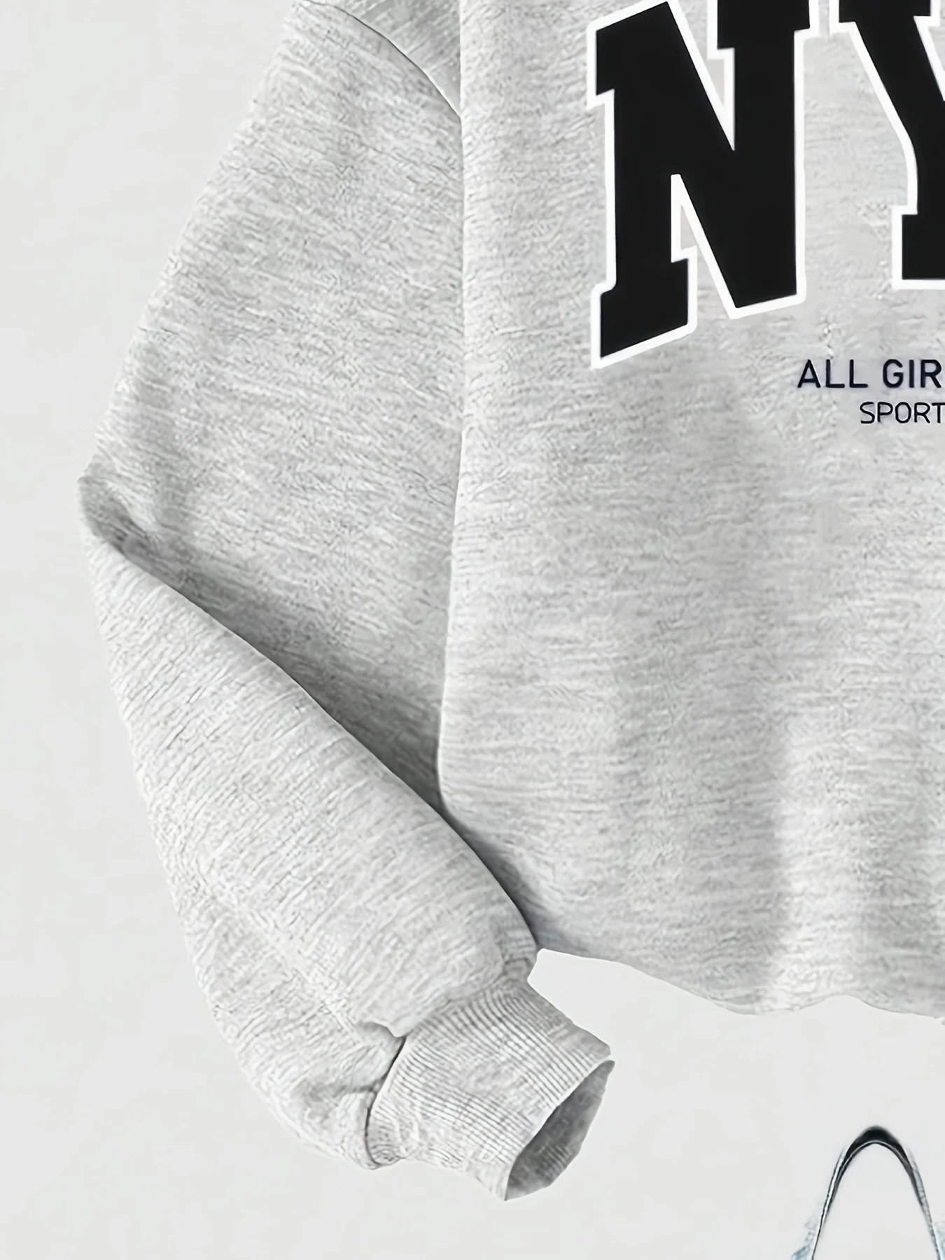 Mädchen-Herbst-Freizeitoutfit, Kinder-Set in Uni-Grau, Zweiteiliges Set aus Rundhals-Sweatshirt und Langer Hose für Mädchen, geeignet für 7-Jährige. – Detail 5