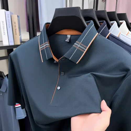 Imagen 2 del producto Polo de manga corta ligero de lujo para hombre, camiseta de verano a la moda de seda helada, comodidad fresca, ocio de negocios, camiseta con solapa a rayas de alta gama