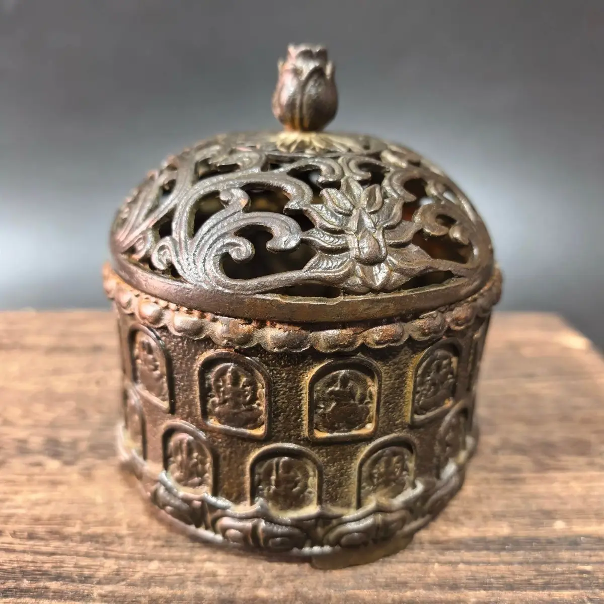 Antique Incense Burner Hollow Out Lotus Cover Buddha Embossed Censer, Tibetan Buddhism Incense Holder for Meditation Worship
