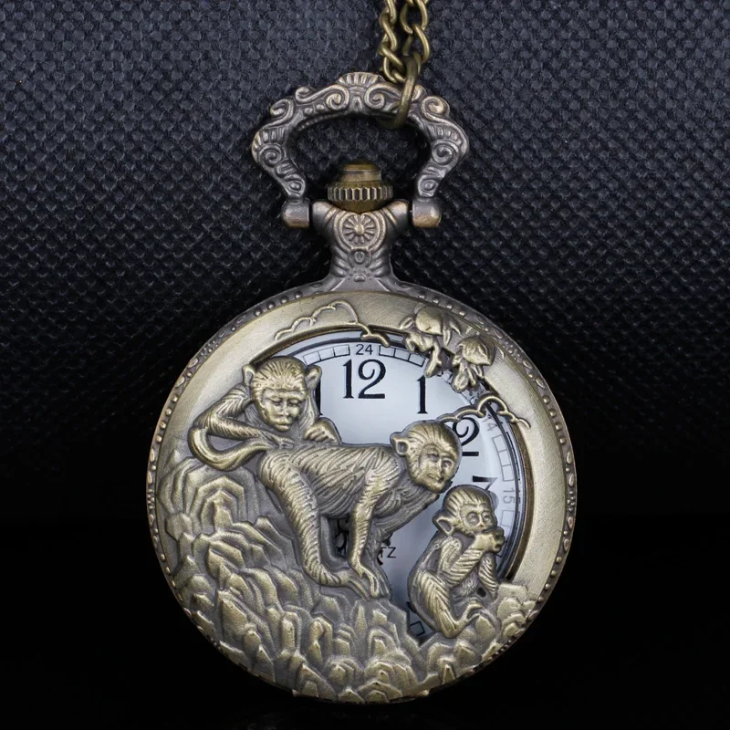 Bronze Hollow Carving 12 Zodiac Monkey Quartz Pocket Watch Unisex Fob Watch Pendant New Personalized Necklace Accessories Gift