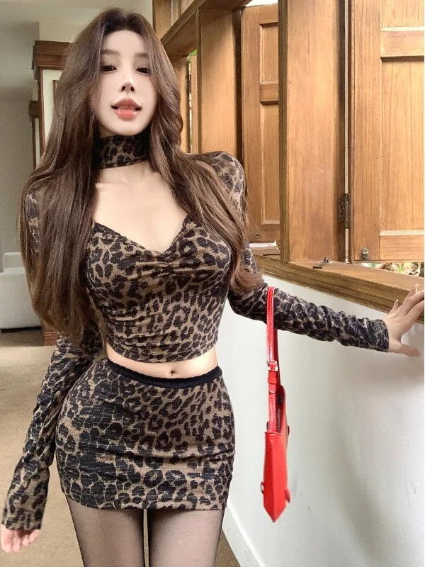 

Sexy Leopard Print Three-Piece Set with Strap Vest Short Long Sleeve V-Neck Inner Wear Korean Style Slim Fit Commute Wear